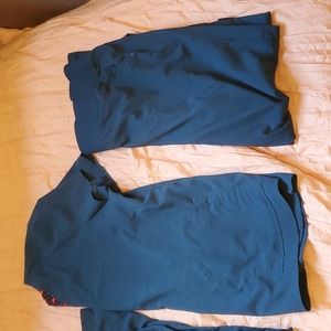 2 scrub sets Koi, Carribean, L top, LP bottom